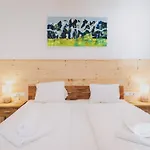 Апартаменти Haus Altenberger By We Rent, Summercard Included *