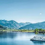 Haus Altenberger By We Rent, Summercard Included Апартаменти *