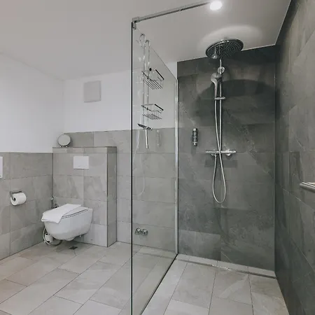 Haus Altenberger By We Rent * 젤암제